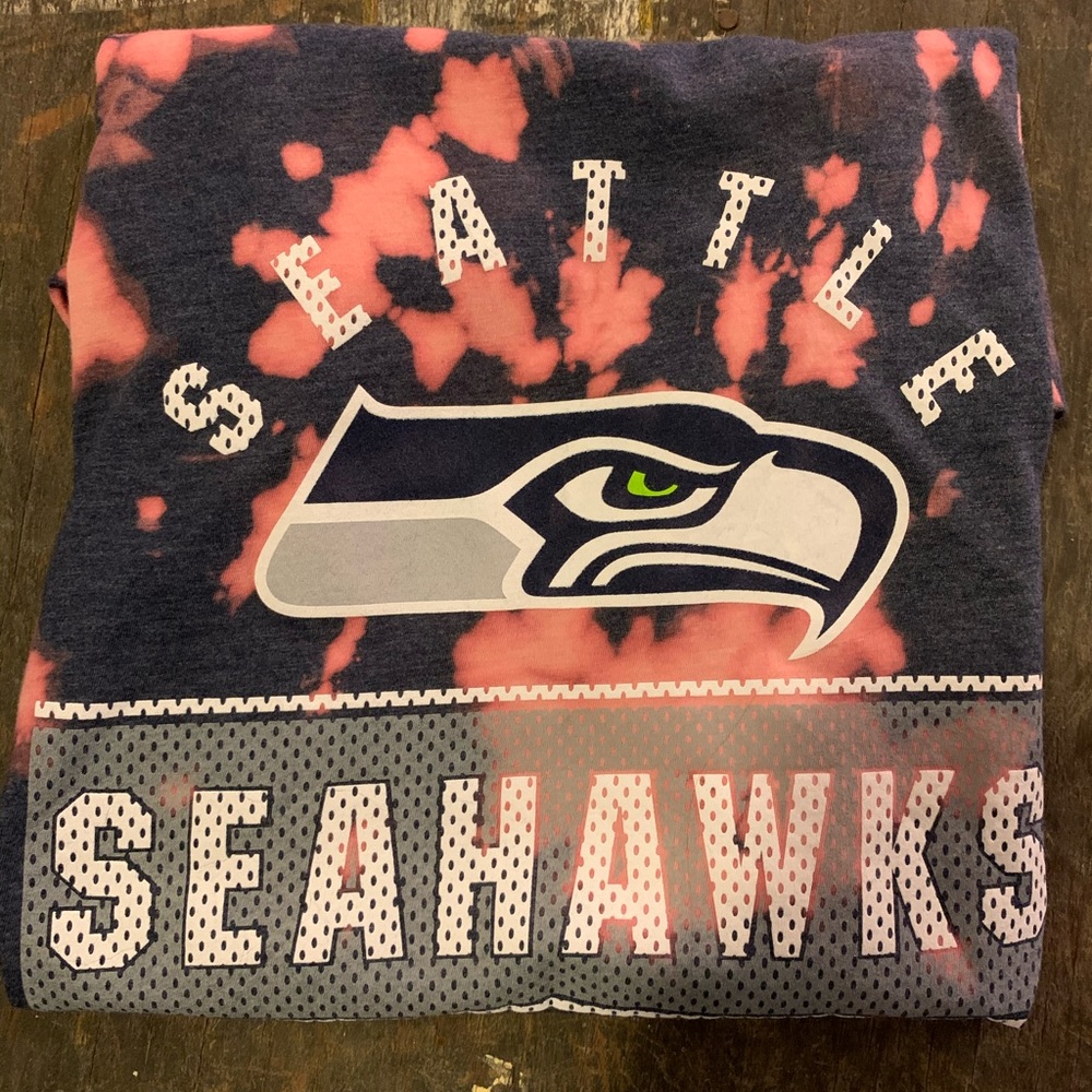 Seahawks tee